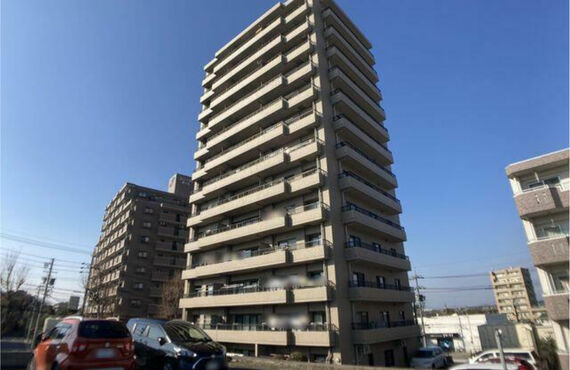 豊かな自然と便利な生活環境が両立した、藤ヶ丘駅近くのマンション物件